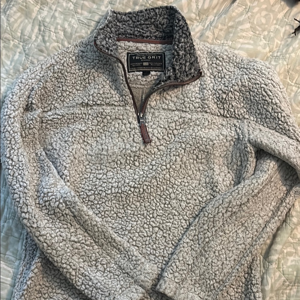 True Grit Light Gray Fleece Pullover